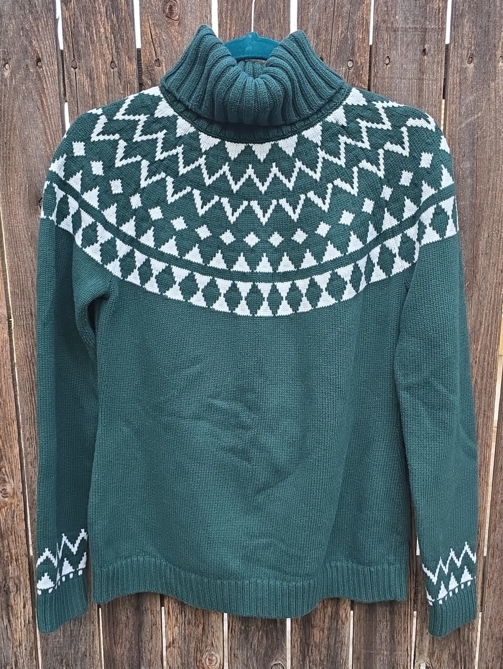 Duluth Trading Co‎ Nordic Icelandic Style Yoke Turtleneck Knit Green  Sweater